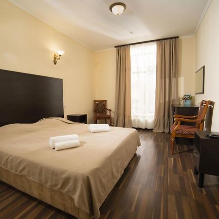 Alex Hotel Odessa Exterior foto